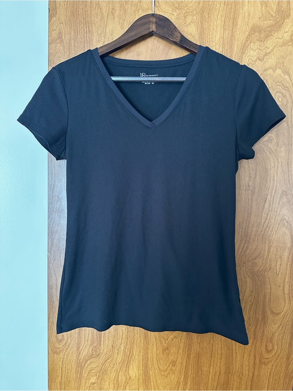 Ribbed V Neck